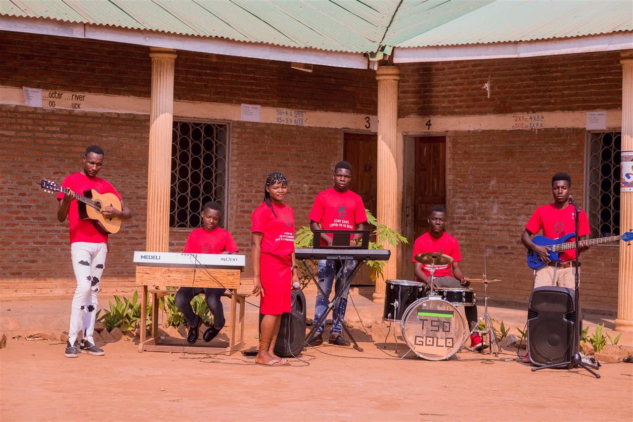 Tsogolo La Ana School Band