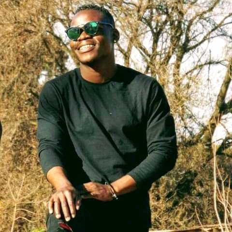  Andrew Malunga