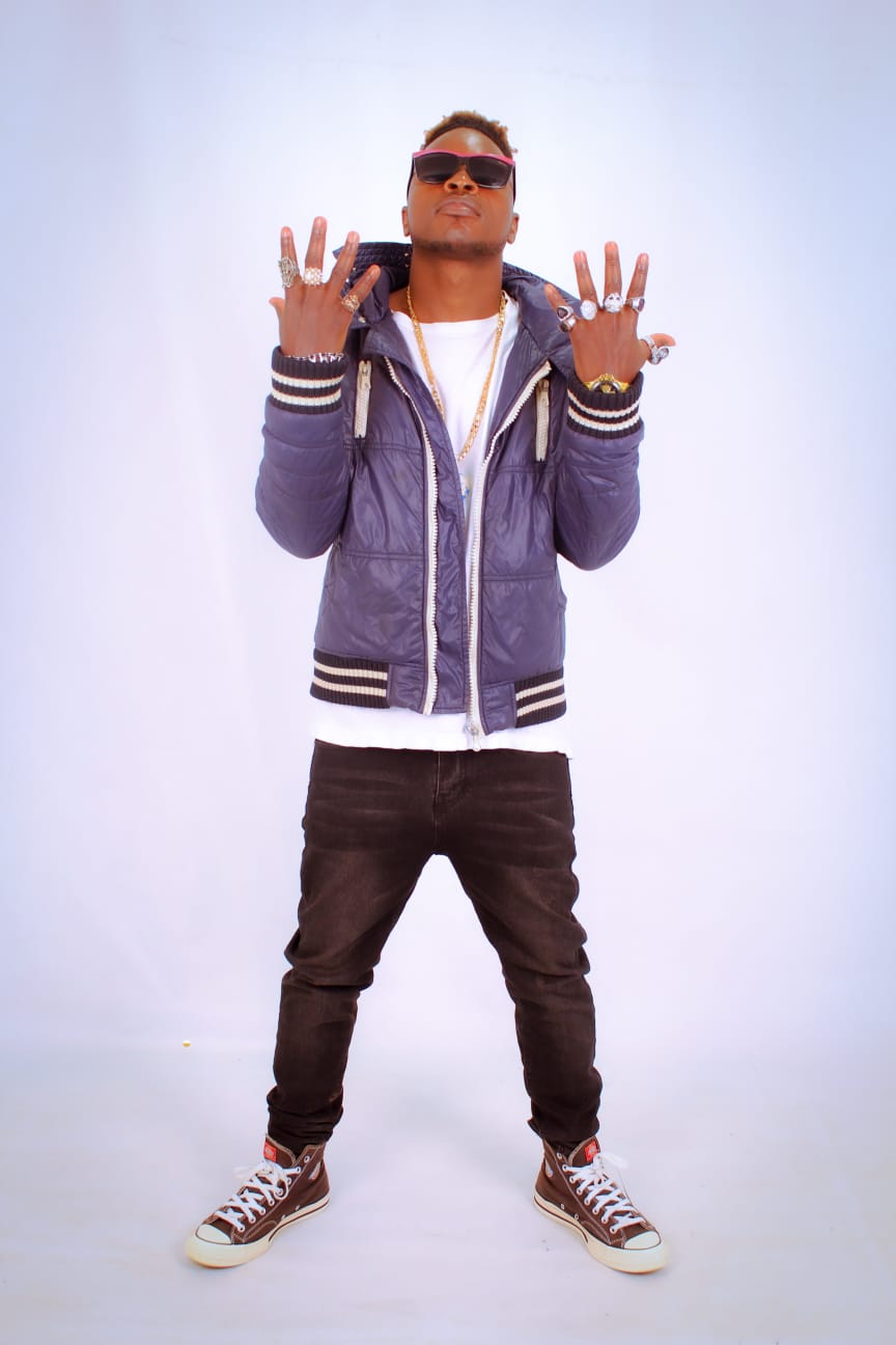 Dr Gee