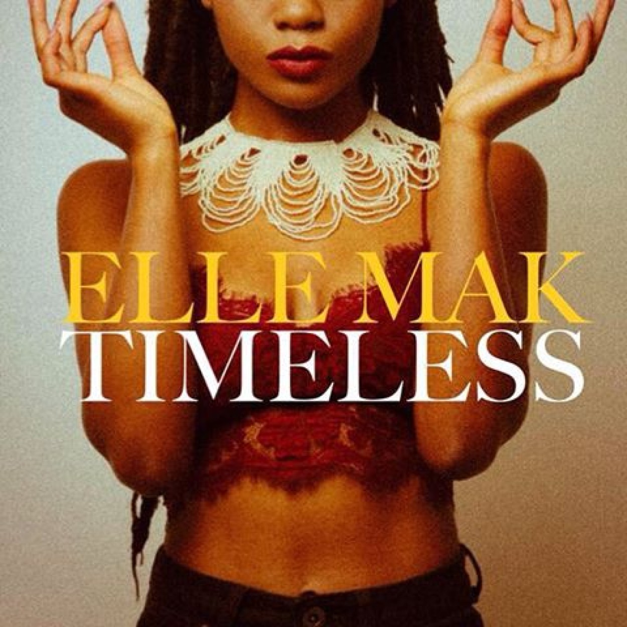 Elle Mak 