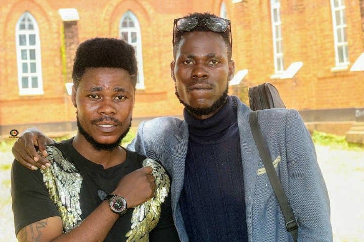 Twin Solid 